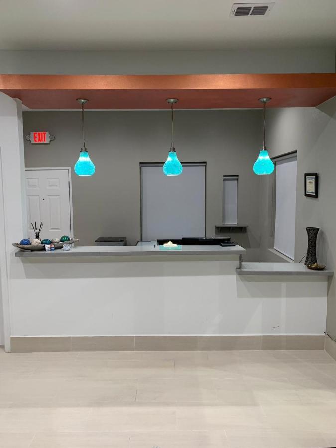Homestay Inn & Suites Edinburg Dış mekan fotoğraf